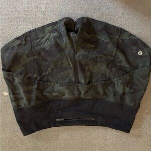 Lululemon Camo and Black SHORTS